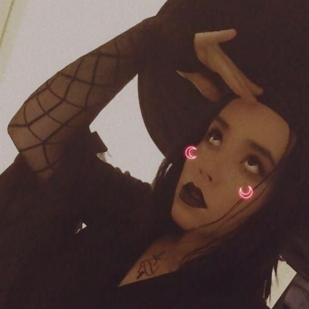 Meet your Posher, Saria